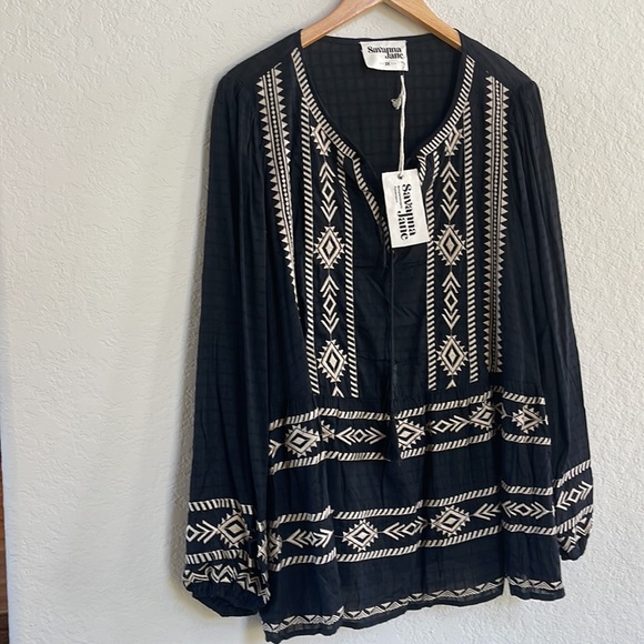 NWT Curvy Savanna Jane Bohemian Embroidered Top - Picture 3 of 10